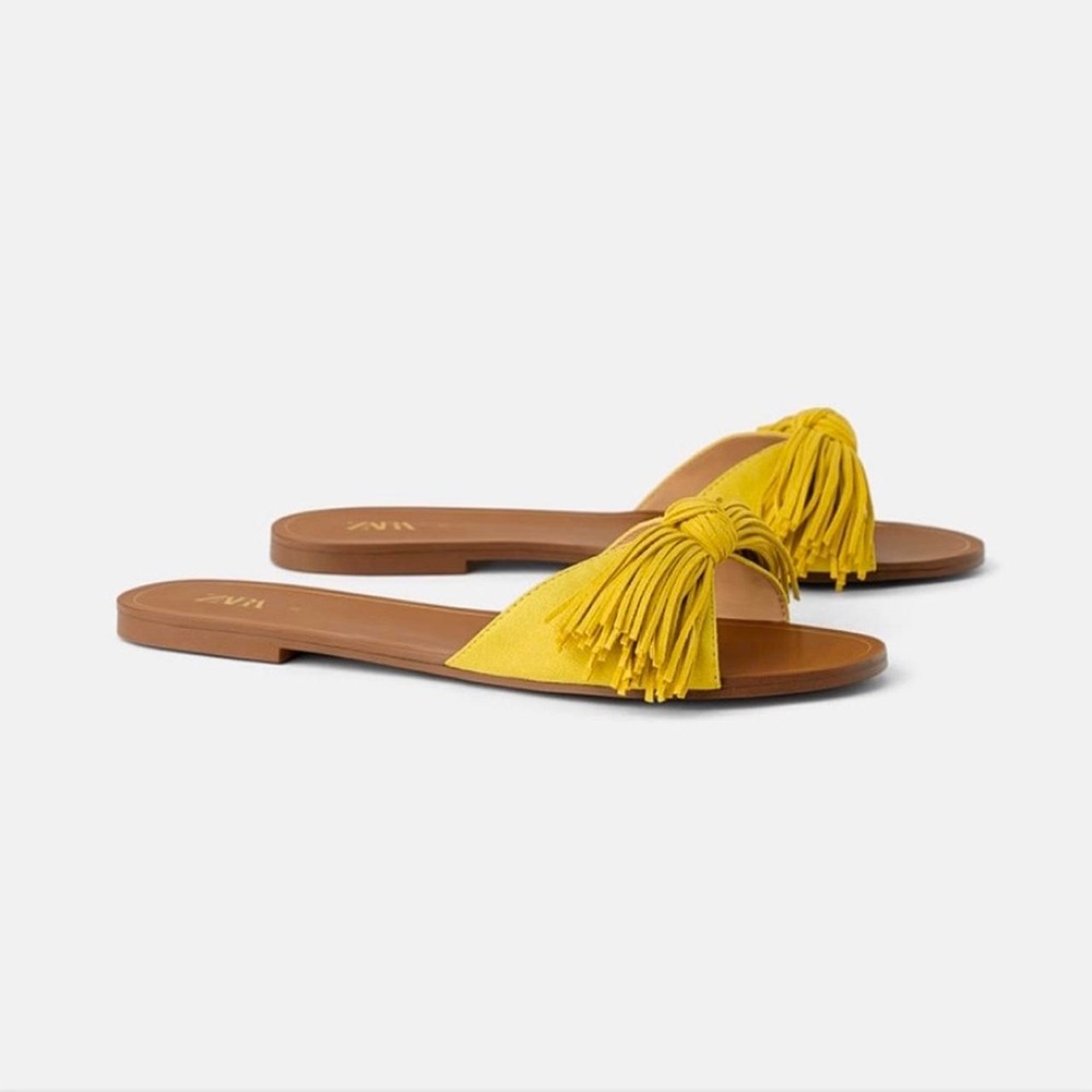 Zara Sz 8.5 Women’s Yellow Flat Slide Sandals with Knot Fringe Detail
